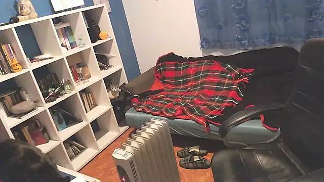 ravingr4d4 online show from 03/21/25, 10:39