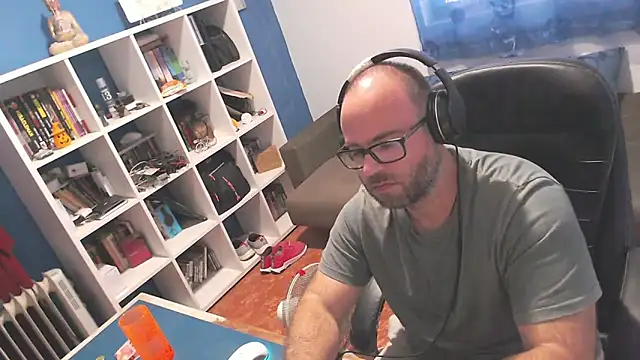 ravingr4d4 online show from 09/20/25, 03:13