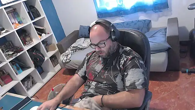 ravingr4d4 online show from 09/24/25, 08:50