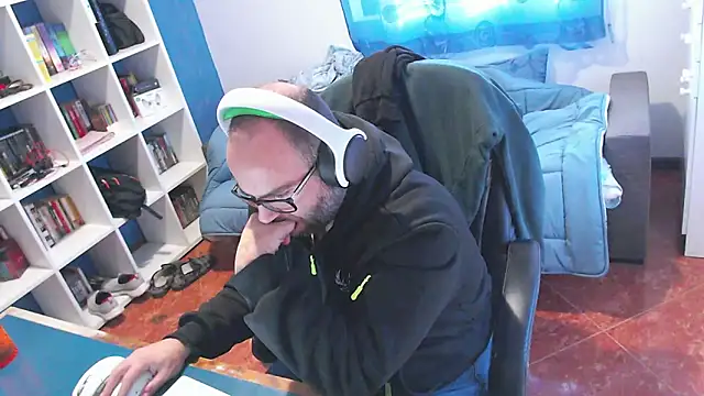 ravingr4d4 online show from 01/07/26, 10:07