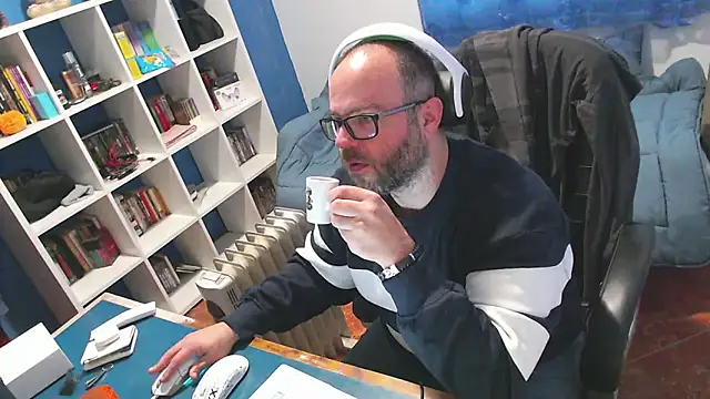 ravingr4d4 online show from 01/13/26, 11:26