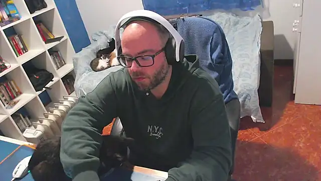 ravingr4d4 online show from 02/12/26, 11:11