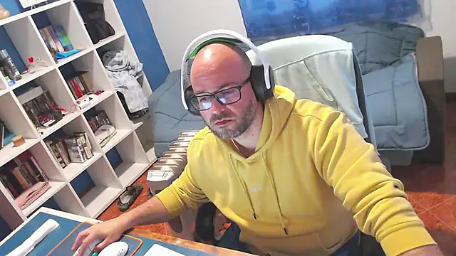 ravingr4d4 online show from 04/14/26, 01:28