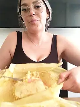 Snapshot of Daniela77771 chatting on 01/09/26, 04:43 Daniela77771 online show from 01/09/26, 04:43