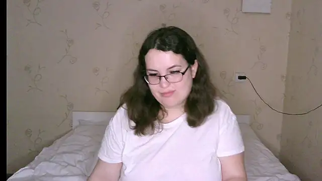 Snapshot of VladaCandy chatting on 01/06/25, 11:20 VladaCandy online show from 01/06/25, 11:20