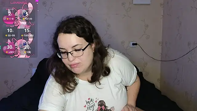 Snapshot of VladaCandy chatting on 01/17/25, 07:27 VladaCandy online show from 01/17/25, 07:27