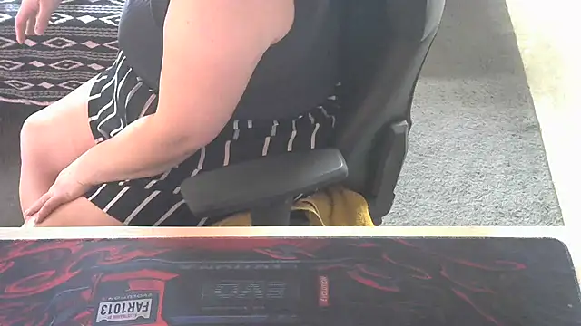 Silvia2277 online show from 03/26/26, 09:48