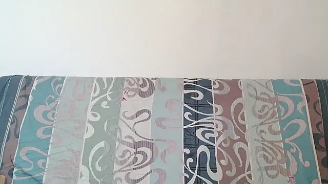 Snapshot of Andra_Love chatting on 11/15/25, 07:32 Andra Love online show from 11/15/25, 07:32