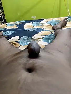 Snapshot of Graj648@xh chatting on 10/13/25, 10:43 Graj648xh online show from 10/13/25, 10:43