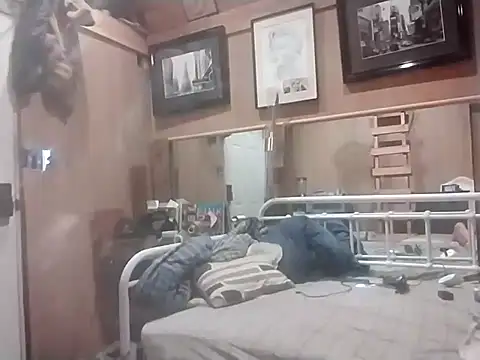 AlphaAlluring69 online show from 03/17/25, 09:02