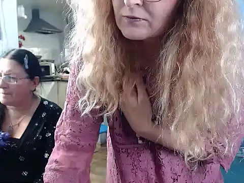 Helen1974 online show from 12/19/24, 08:55