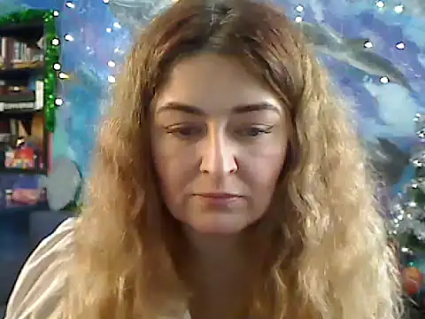 Helen1974 online show from 12/23/24, 06:16