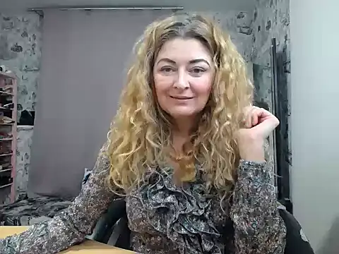 Helen1974 online show from 03/03/25, 04:35