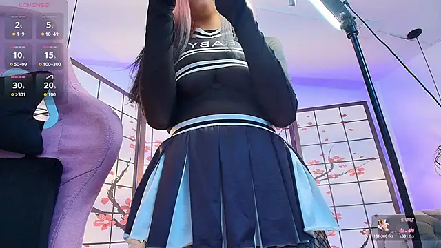 bellablack27 online show from 12/04/25, 07:11