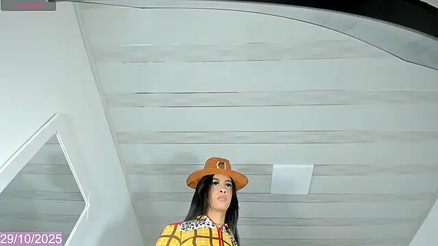 Sussy Hots online show from 10/29/25, 08:32