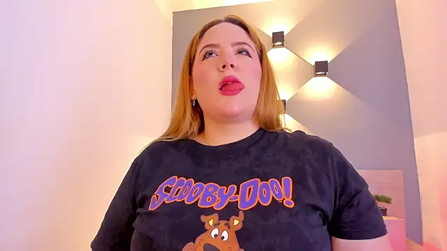 sophiarossee  online show from 01/30/25, 12:16