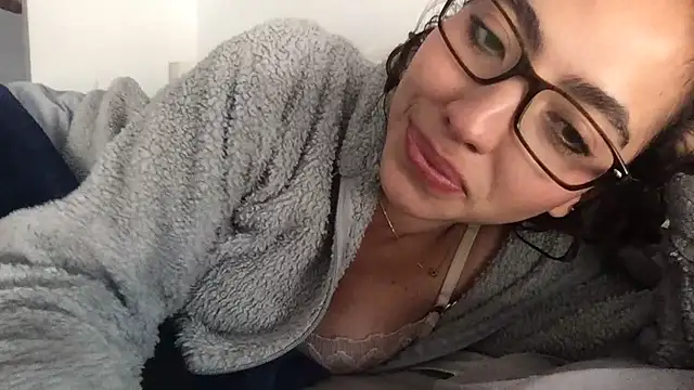 Sophi  a online show from 02/23/26, 08:50