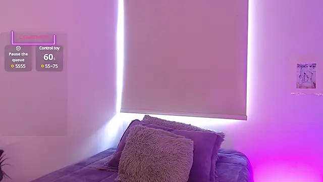 Snapshot of Megan_FE chatting on 01/19/25, 07:26 Megan FE online show from 01/19/25, 07:26