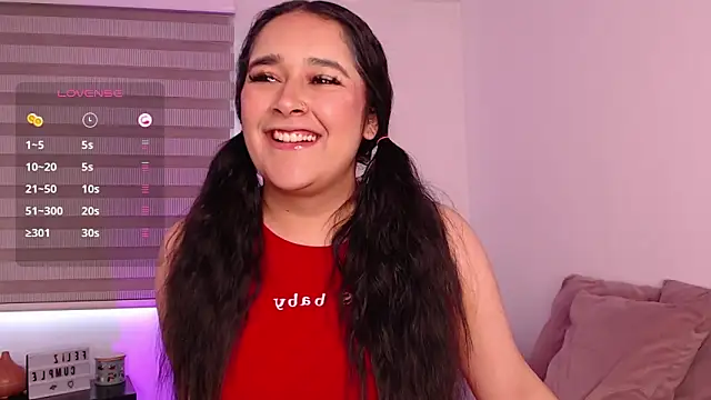 Snapshot of Megan_FE chatting on 10/10/25, 01:54 Megan FE online show from 10/10/25, 01:54