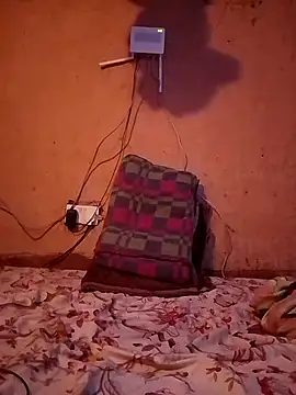 cute naimah online show from 11/18/25, 05:23