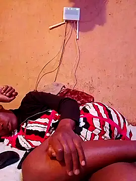 cute naimah online show from 12/13/25, 07:53