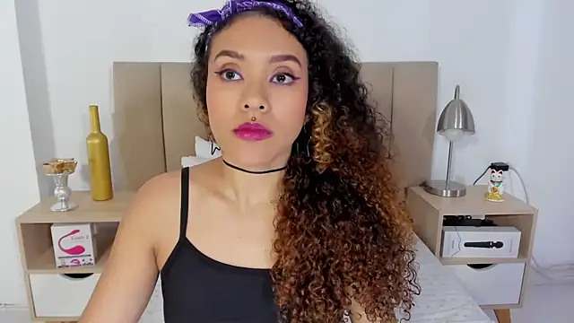 Zoe Gruber online show from 07/23/26, 01:58