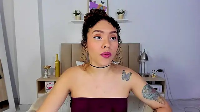 Zoe Gruber online show from 07/24/26, 12:19