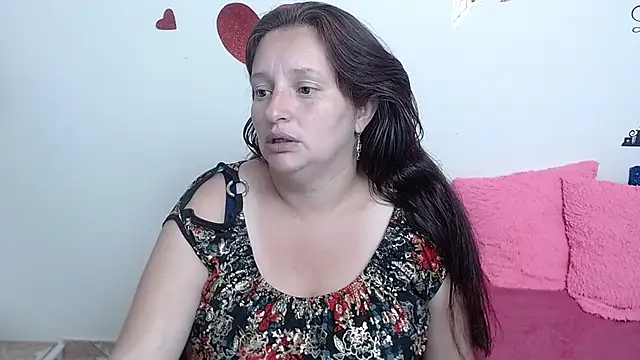 Snapshot of CristialJones_ chatting on 12/23/24, 01:45 CristialJones online show from 12/23/24, 01:45