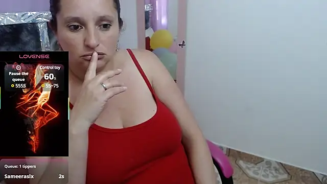 Snapshot of CristialJones_ chatting on 03/21/25, 06:40 CristialJones online show from 03/21/25, 06:40