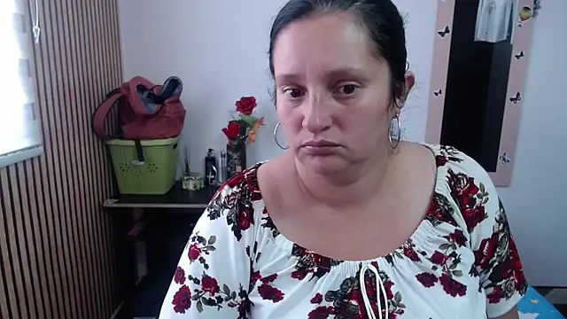 Snapshot of CristialJones_ chatting on 09/22/25, 01:46 CristialJones online show from 09/22/25, 01:46