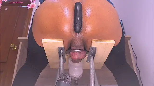 Snapshot of boytwink_20 chatting on 01/09/25, 03:23 boytwink 20 online show from 01/09/25, 03:23