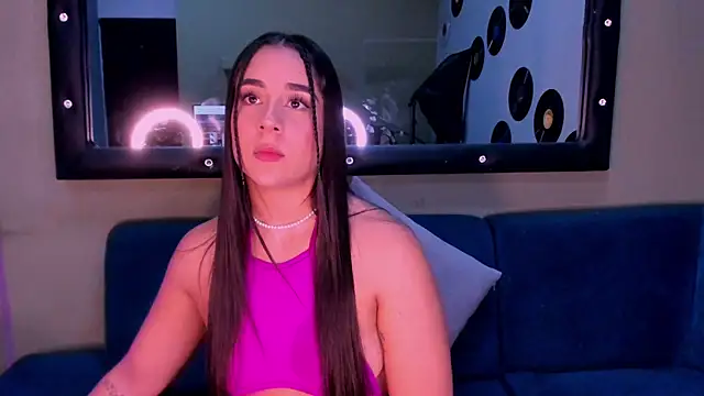 Sussy Bell01 online show from 12/18/24, 02:53