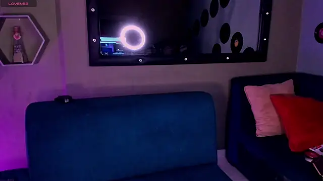 Sussy Bell01 online show from 02/13/25, 07:31