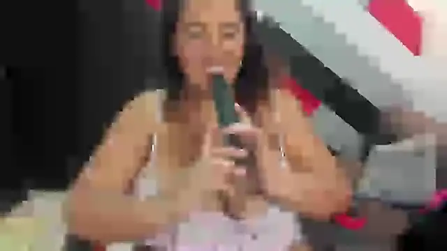 Snapshot of I_am_yours- chatting on 02/07/25, 05:51 I am yours- online show from 02/07/25, 05:51