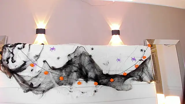 Snapshot of Lilly_2809_ chatting on 10/31/25, 04:24 Lilly 2809 online show from 10/31/25, 04:24