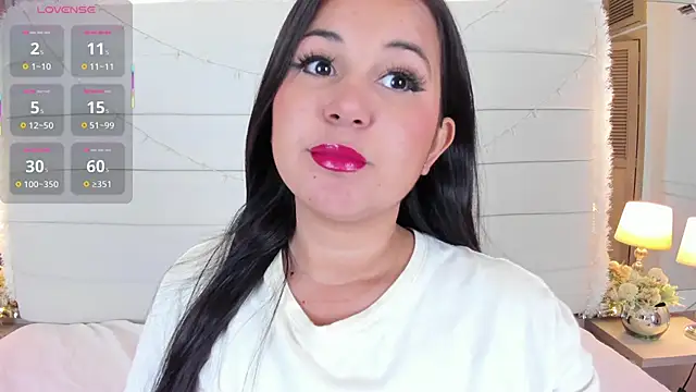 Snapshot of Lilly_2809_ chatting on 11/22/25, 04:33 Lilly 2809 online show from 11/22/25, 04:33