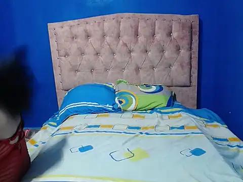 Snapshot of Salome_Rousee chatting on 10/29/25, 12:02 Salome Rousee online show from 10/29/25, 12:02