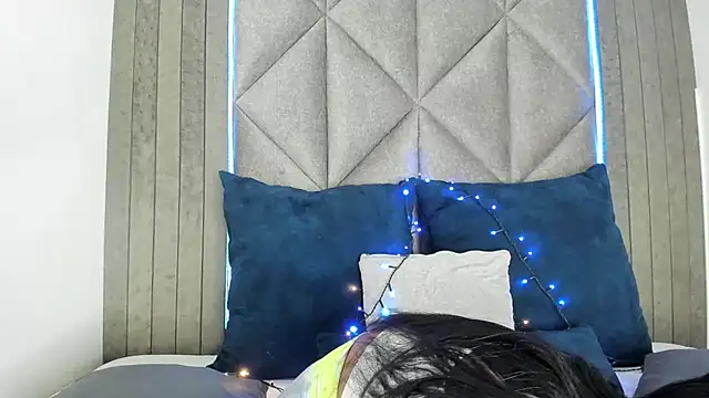 rachellmartinez online show from 03/22/25, 11:21