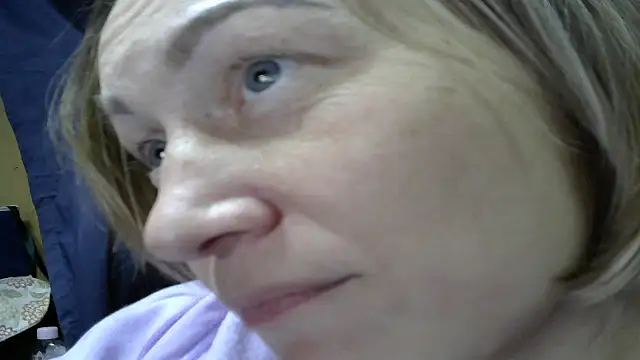 Snapshot of wLESLYMOSw chatting on 12/22/24, 09:53 wLESLYMOSw online show from 12/22/24, 09:53