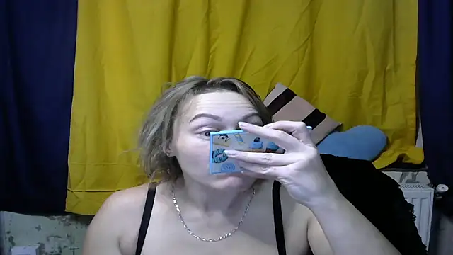 Snapshot of wLESLYMOSw chatting on 01/10/25, 10:17 wLESLYMOSw online show from 01/10/25, 10:17