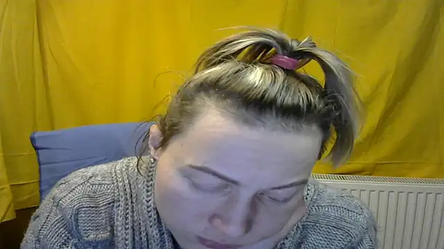 Snapshot of wLESLYMOSw chatting on 02/17/25, 11:20 wLESLYMOSw online show from 02/17/25, 11:20