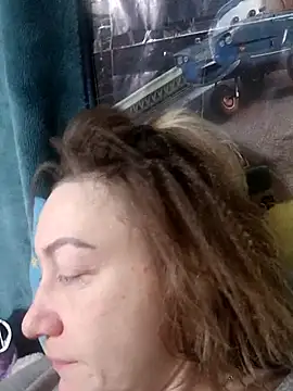 Snapshot of wLESLYMOSw chatting on 03/16/25, 08:54 wLESLYMOSw online show from 03/16/25, 08:54