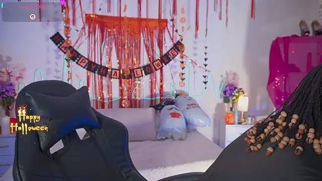 Snapshot of EmmaSanzz_ chatting on 11/01/25, 03:08 EmmaSanzz online show from 11/01/25, 03:08