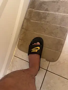 Snapshot of VFuck4U_xxx chatting on 03/12/25, 09:34 VFuck4U xxx online show from 03/12/25, 09:34