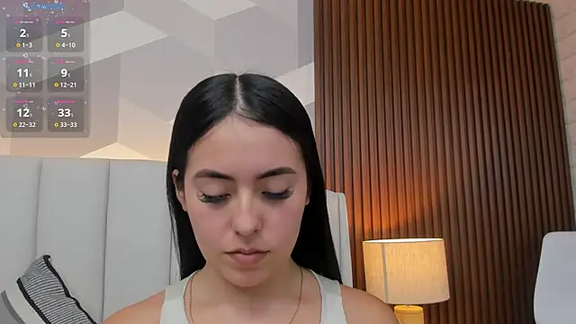 Julietasantos   online show from 12/15/25, 06:23