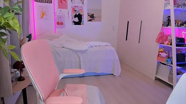 Lily Young online show from 02/07/26, 05:11