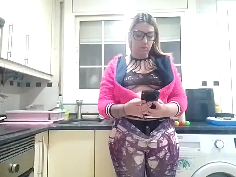 Dakota Blonde08 online show from 11/08/25, 08:07