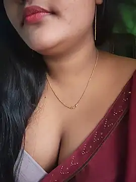 Snapshot of Kotha_-Moni chatting on 07/17/26, 10:33 Kotha -Moni online show from 07/17/26, 10:33