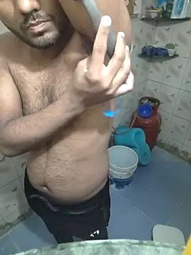 Snapshot of Desi69emd chatting on 12/20/25, 02:13 Desi69emd online show from 12/20/25, 02:13