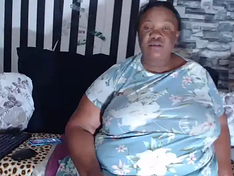 BigHotMatureXx online show from 02/07/26, 10:08